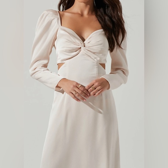 Astr Dresses Astr The Label Lainie Cutout Long Sleeve Midi Dress